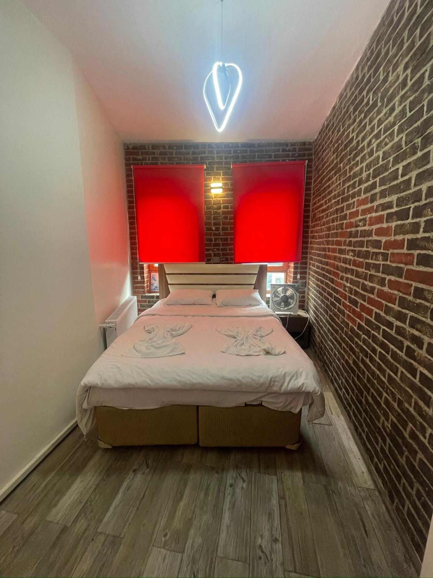 Grand Bella Vista Hostel イスタンブール エクステリア 写真