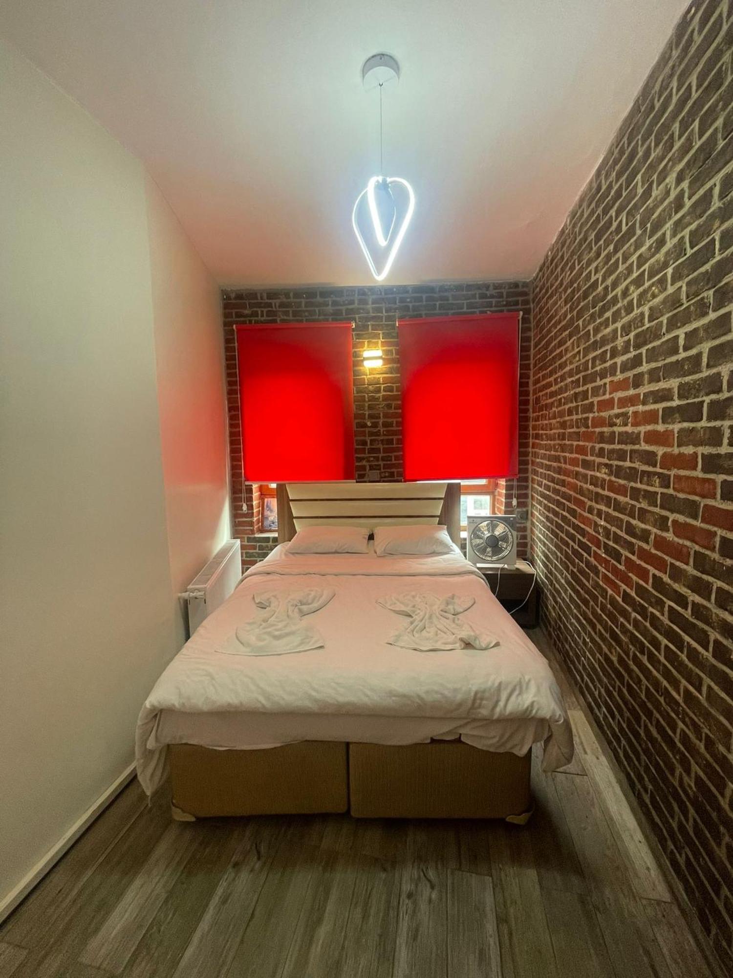 Grand Bella Vista Hostel イスタンブール エクステリア 写真