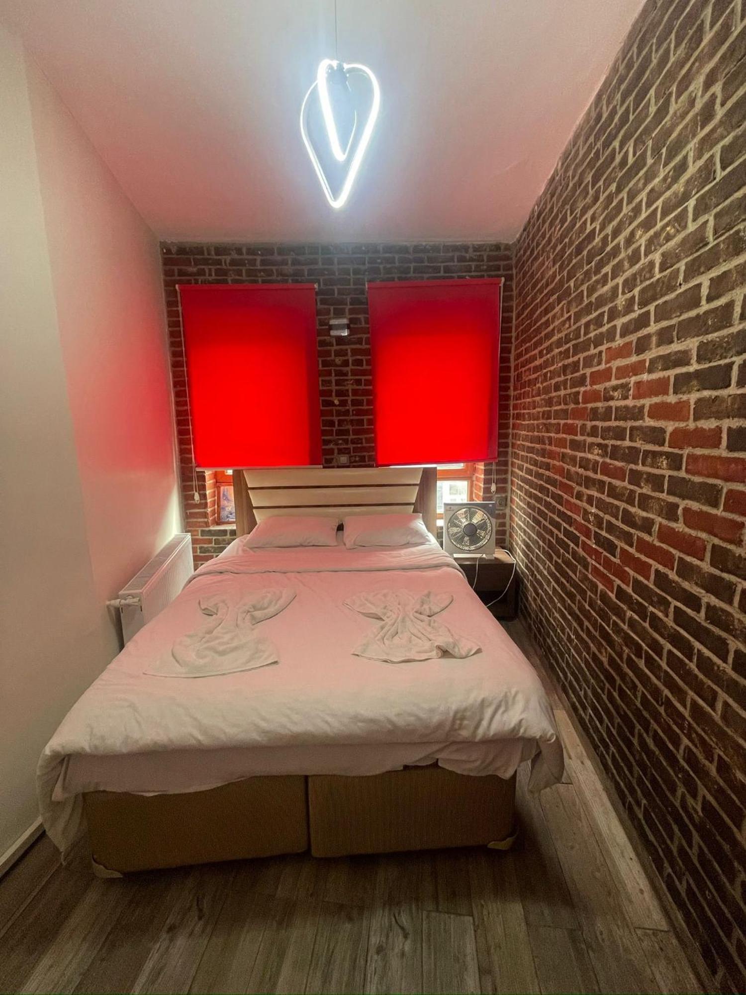 Grand Bella Vista Hostel イスタンブール エクステリア 写真